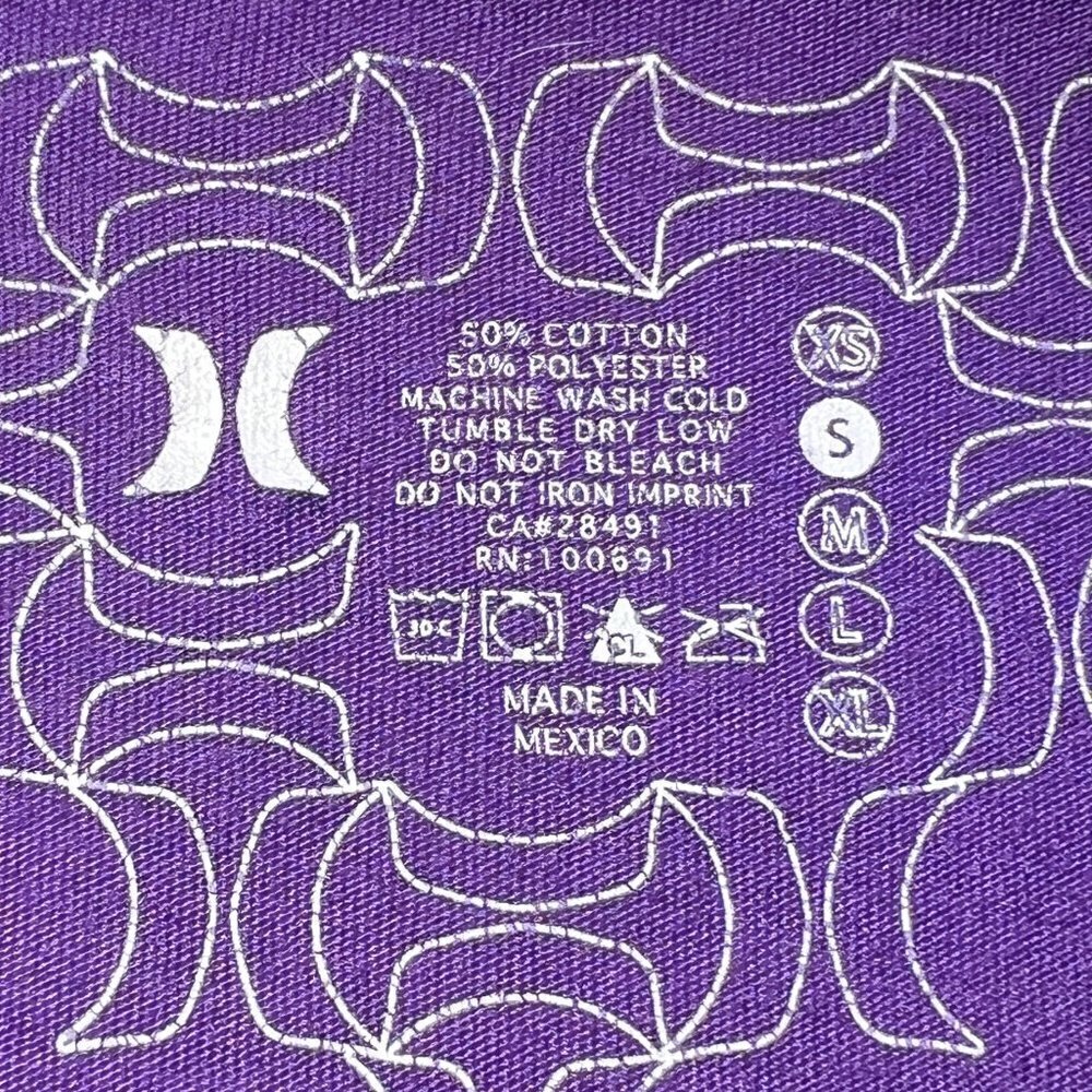 Women's Hurley Graphic Long Sleeve Tee | Purple | Size Small | Scoop Neck Top - Picture 9 of 10